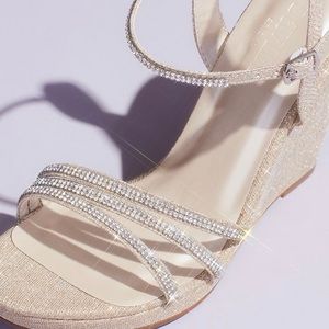 BRAND NEW✨ David’s Bridal Heels • 9